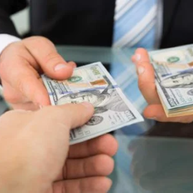 Giải Đáp: Đầu Năm Cho Vay Tiền Có Sao Không ?